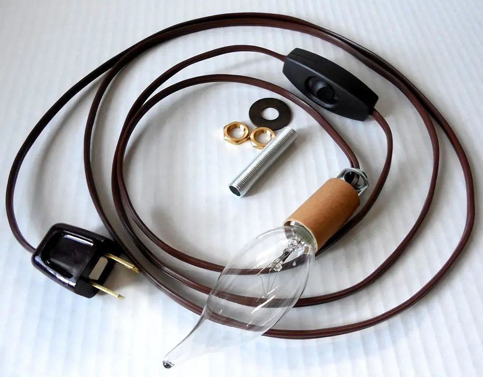 Electric light kit add-on for ship's lamps